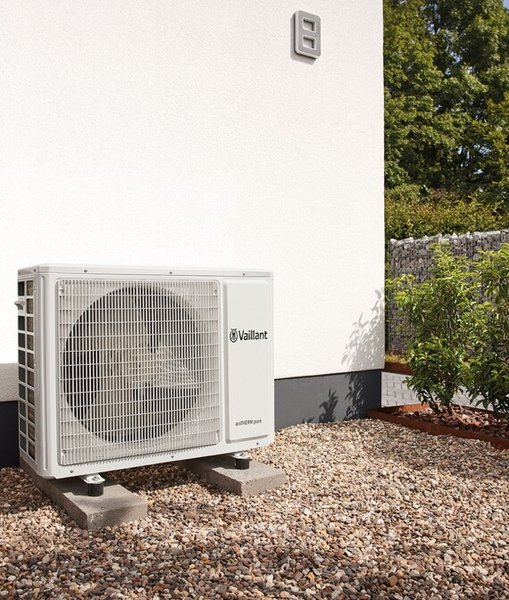 Pakiet - Pompa ciepła powietrze-woda split VAILLANT VWL 105/7.2 AS aroTHERM pure 7.1 kW 230 V + Centrala grzewcza 107/7 + Regulator VRC 720